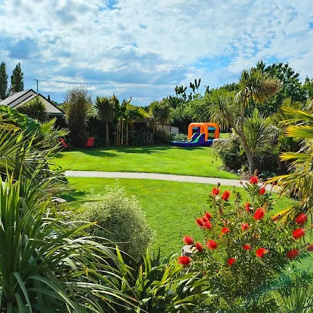 Des Zebres Aventuriers Ferienhaus L'Etang-Bertrand