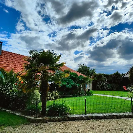 Des Zebres Aventuriers Ferienhaus L'Etang-Bertrand